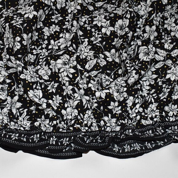 Max Studio Short Flutter Sleeve Floral Pullover Blouse Top Size XS - Picture 9 of 11